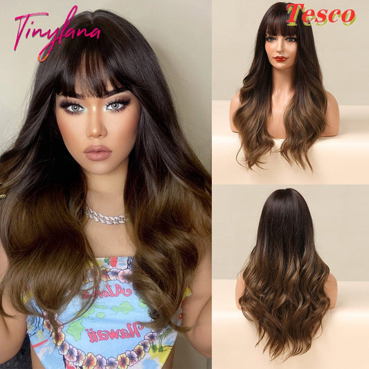 Women Wear Wavy Wigs Style B