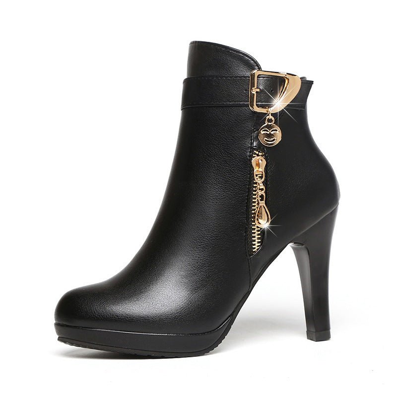 Women's Autumn Leather Boots – Timeless Style for Chilly Days Black