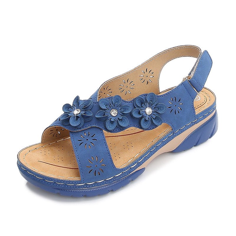 Women's Flower Vibrant Blossoms Slip - On Slide Casual Sandals Blue