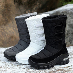 Women's outdoor plus velvet high top snow boots Black