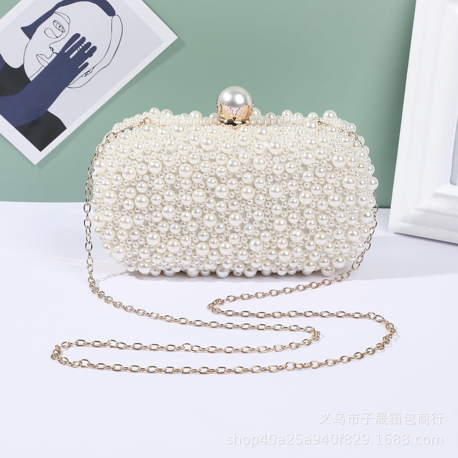 Women's Pearl Dinner Bag Soft Surface Lock Clutch Beige