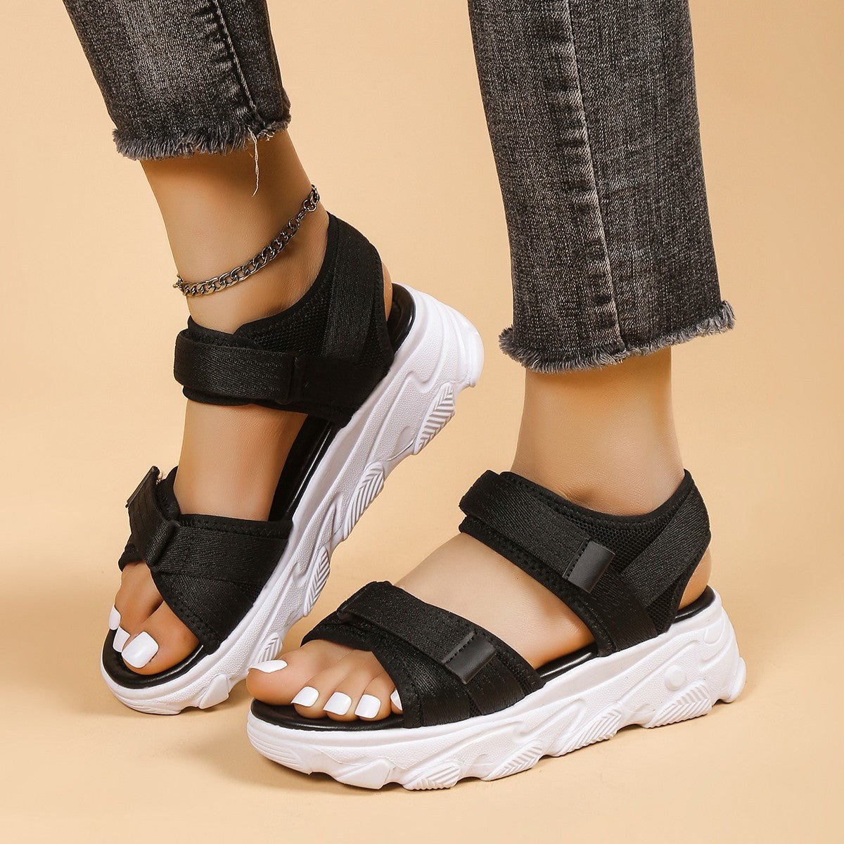 Women's Platform Cozy Round Toe Peep Toe Velcro stylish Sandals Black