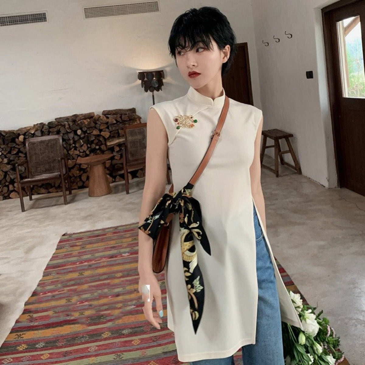 Women's Retro Chinese - Style Sleeveless Cheongsam Top Apricot